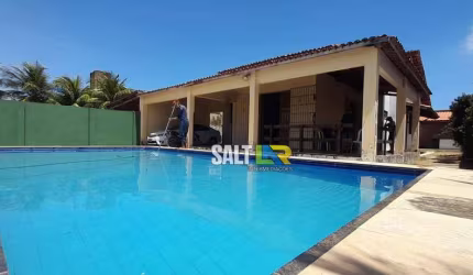 Casa com 3 dormitórios à venda, 200 m² por R$ 360.000,00 - Praia do Presídio - Aquiraz/CE