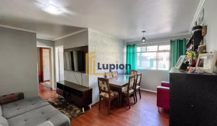 Amplo Apartamento de 2 quartos no Xaxim, oportunidade única