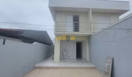 Casa em Bairro de Arujamérica com 170m²  por R$ 680.000