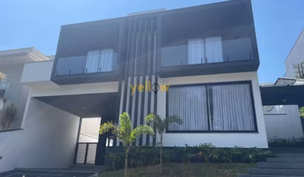 Casa em Condomínio Fechado em Jardim Limoeiro - Arujá, SP
