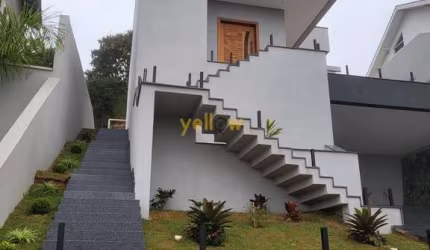 Casa de Luxo à Venda em Arujá - Condomínio Hills III