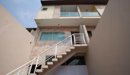 Casa à venda com 127m², 3 quartos e 2 vagas na Freguesia do Ó
