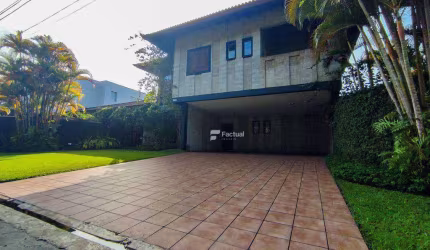 Casa com 7 dormitórios à venda, 850 m² por R$ 6.200.000,00 - Acapulco - Guarujá/SP