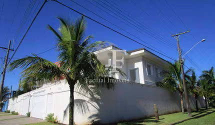 Casa com 4 dormitórios à venda, 300 m² por R$ 1.826.000,00 - Praia de Pernambuco - Guarujá/SP