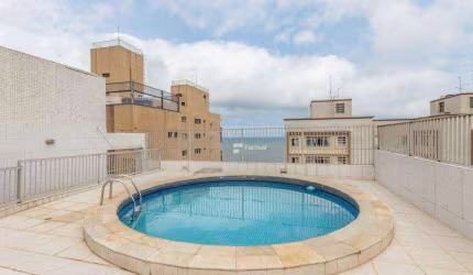 Cobertura com 6 dormitórios à venda, 240 m² por R$ 2.450.000,00 - Pitangueiras - Guarujá/SP