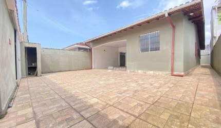 Casa à Venda na Enseada – Guarujá / SP.