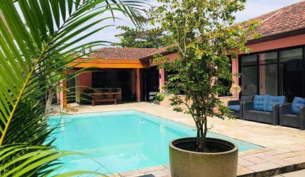 Casa com 4 dormitórios à venda, 500 m² por R$ 1.700.000,00 - Granville - Guarujá/SP