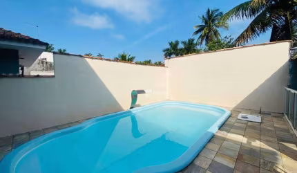 Casa com 3 dormitórios à venda, 159 m² por R$ 650.000,00 - Praia de Pernambuco - Guarujá/SP