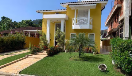 Casa com 3 dormitórios à venda, 198 m² por R$ 1.800.000,00 - Pernambuco II - Guarujá/SP