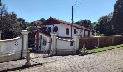 Casa de condomínio para venda possui 259 metros quadrados com 3 quartos em Roseira - Mairiporã - SP