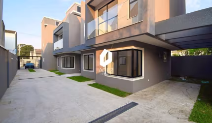 Sobrado novo, com 03 quartos, terraço amplo e 02 vagas!