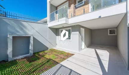 Sobrado a venda no Boa Vista, 3 quartos sendo 1 suíte. 173 m2, terraço amplo.