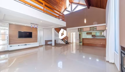 Casa de Alto Padrão à Venda no Umbará – Sofisticação, Conforto e Exclusividade!