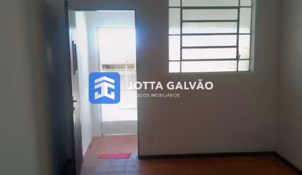 Casa com 2 quartos para alugar na Rua Doutor Rafael Sampaio Vidal, 854, Jardim dos Oliveiras, Campinas, 80 m2 por R$ 2.500