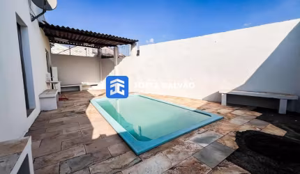 Casa com 3 quartos à venda na Avenida José Fonseca Arruda, 200, Jardim dos Oliveiras, Campinas, 378 m2 por R$ 690.000