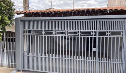 Casa térrea para venda.