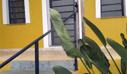 Casa térrea para venda ou locação no bairro Vila Costa do Sol.