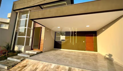 Casa térrea para venda no Condomínio Faixa Azul