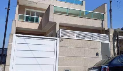 Casa ampla e nova no Bairro Nova Gerty