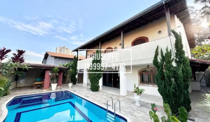 Casa a venda com 300 metros 5 quartos 4 vagas Parque dos príncipes FL62