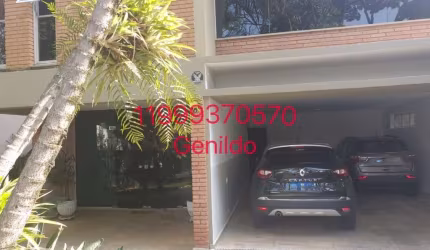 SOBRADO COM PISCINA  4 QUARTOS SENDO 4 SUITE EDICULA COM BANHEIRO 8 VAGAS PROXIMO DO METRO  FL55