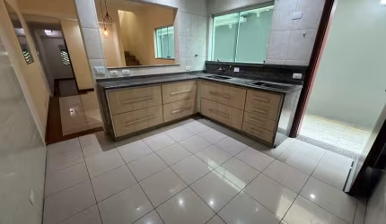 Casa 3 quartos, 2 vagas - FL35