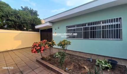 Casa Térrea Ampla e Confortável ? 4 Quartos, Quintal e 3 Vagas. FL23