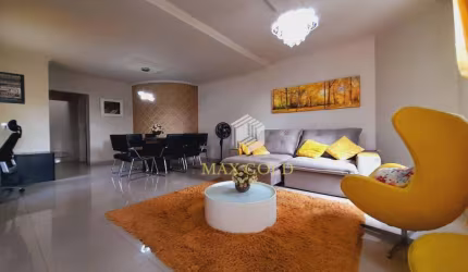 Casa com 4 dormitórios à venda, 142 m² por R$ 470.000,00 - Vila Iapi - Taubaté/SP