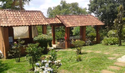 Chácara com 3 dormitórios à venda, 2570 m² por R$ 700.000,00 - Jardim Chácara Méa - Suzano/SP