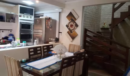Sobrado com 2 dormitórios à venda, 188 m² por R$ 640.000,00 - Biritiba - Poá/SP
