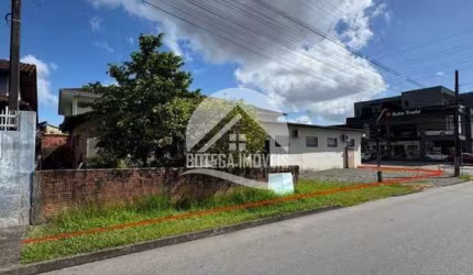 Terreno no Bairro Iririu