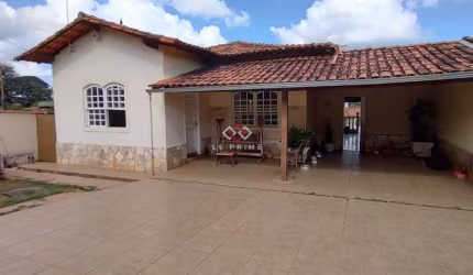 Casa com 4 quartos à venda na Espí­rito Santo, 180, Joá, Lagoa Santa por R$ 895.000