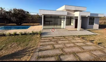Casa em condomínio fechado com 3 quartos à venda na Patativas, 135, Condomínio Estância do Cipó, Jaboticatubas por R$ 750.000