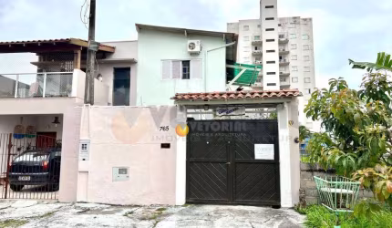 Casa com 2 dormitórios à venda, 106 m² por R$ 370.000,00 - Jardim Arua - Caraguatatuba/SP