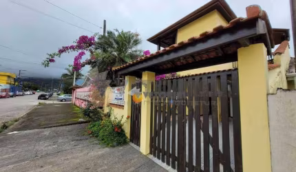 Sobrado à venda, 111 m² por R$ 640.000,00 - Indaiá - Caraguatatuba/SP