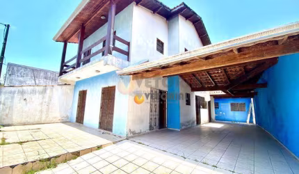 Sobrado com 4 dormitórios para alugar, 232 m² por R$ 5.000,00/mês - Centro - Caraguatatuba/SP