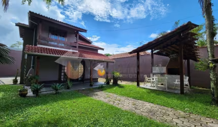 Sobrado com 5 dormitórios à venda, 148 m² por R$ 850.000,00 - Jardim Capricórnio - Caraguatatuba/SP