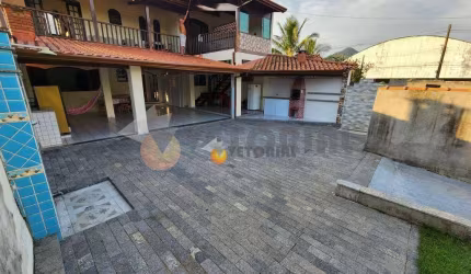 Sobrado com 4 dormitórios à venda, 271 m² por R$ 750.000,00 - Massaguaçu - Caraguatatuba/SP