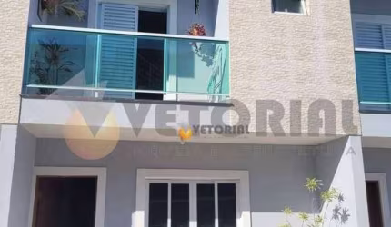 Sobrado com 2 dormitórios à venda, 94 m² por R$ 590.000,00 - Praia das Palmeiras - Caraguatatuba/SP