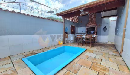 Sobrado com 2 dormitórios à venda, 73 m² por R$ 430.000,00 - Martim de Sá - Caraguatatuba/SP