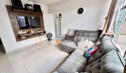 Casa com 2 dormitórios à venda, 100 m² por R$ 400.000 - Golfinho - Caraguatatuba/SP