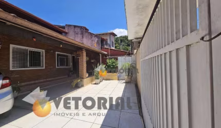 Casa com 3 dormitórios à venda, 114 m² por R$ 600.000,00 - Caputera - Caraguatatuba/SP
