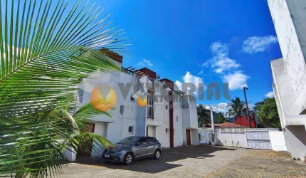 Sobrado com 3 dormitórios à venda, 145 m² por R$ 750.000 - Massaguaçu - Caraguatatuba/SP