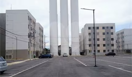 Apartamento com 2 quartos para locação em Cosmos - RJ