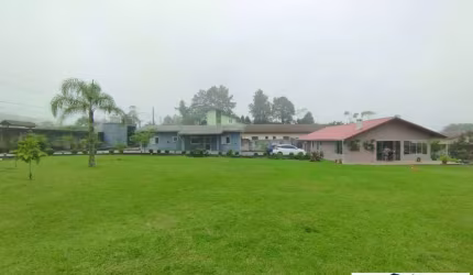 Chácara no Condomínio Morada da Serra, Alto da Serra.