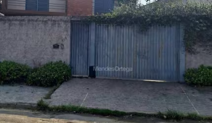 Casa com 3 dormitórios à venda, 148 m² por R$ 650.000 - Jardim São Paulo - Sorocaba/SP