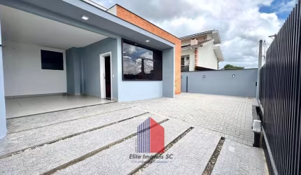 Casa 3 dormitórios (suíte) no Bairro Boehmerwald