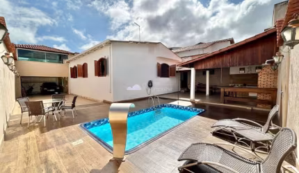 Casa com 4 quartos à venda em Itapoã, Belo Horizonte  por R$ 1.350.000