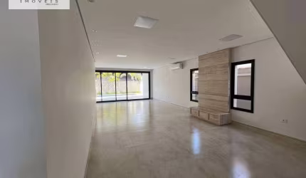 Casa à venda em Alphaville - Residencial 04 - Totalmente nova - 04 suítes - decorada