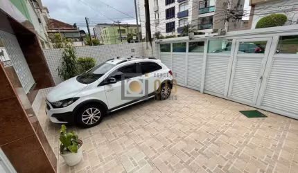 Casa com 3 quartos, Gonzaga, Santos - R$ 3 mi, Cod: 156
